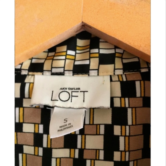 Ann Taylor Loft Wrap Blouse Vintage - Picture 3 of 3